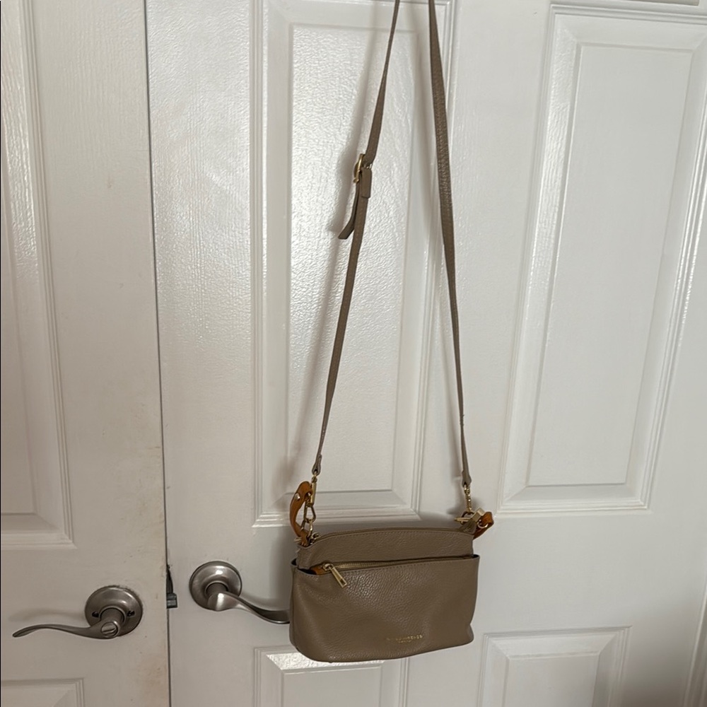 Compact Taupe Leather Crossbody with Adjustable Strap